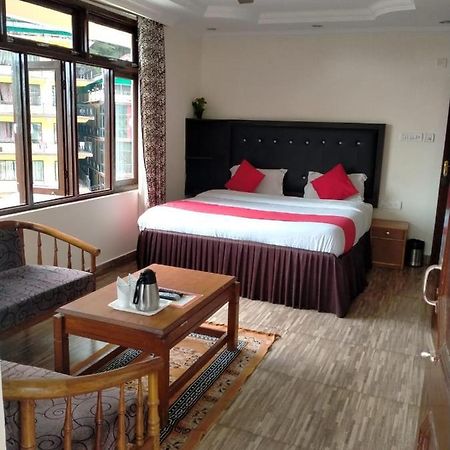 Hotel Ravine Palampur Exterior photo